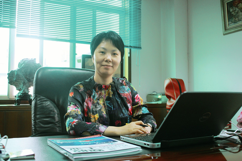 丰铁副总经理李斐妮_副本