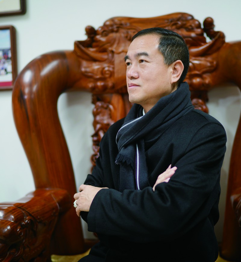 揭阳鸿飞塑胶有限公司总经理袁鸿坚先生