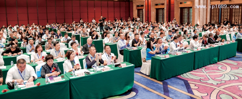 大会吸引了塑料行业产业链上下游超500名企业代表、专家、学者热情参会