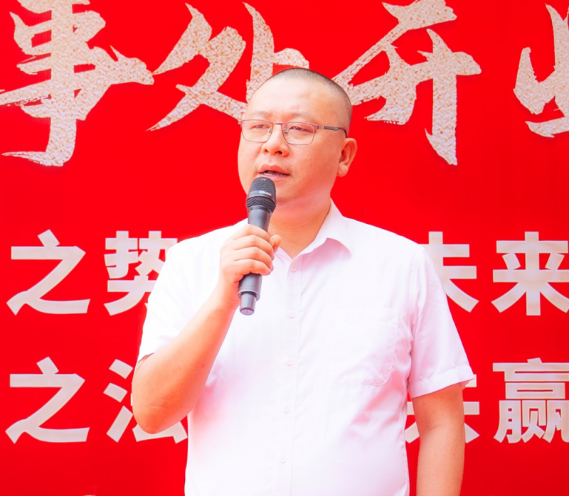 伊之密注塑机国内营销中心副总经理-彭伟先生