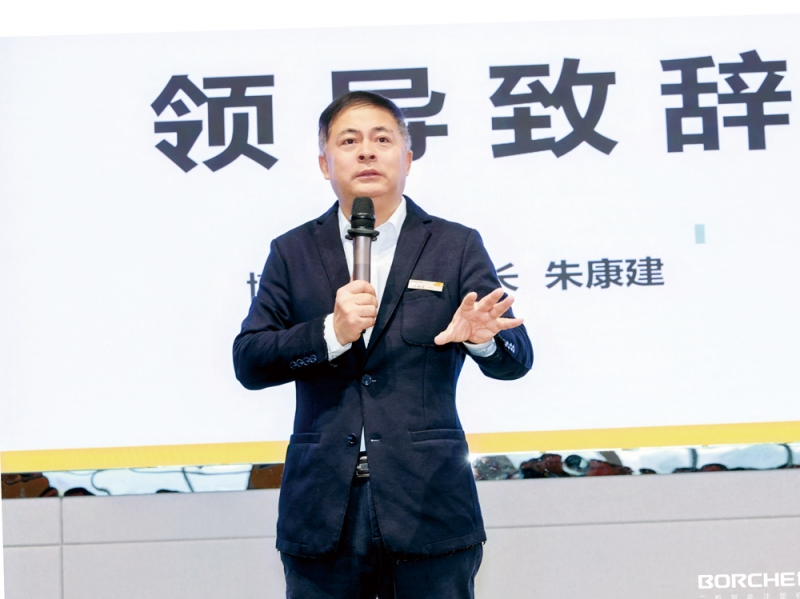 博创董事长朱康建博创不做“大超市”,而要做“专卖店”,目标是成为注塑机行业人均产值最高、竞争力最强的企业-拷贝