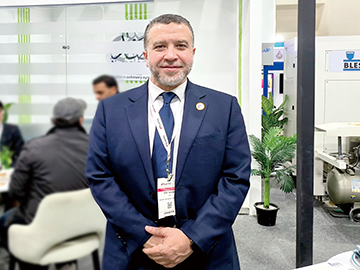 双轨战略深耕 洞察需求